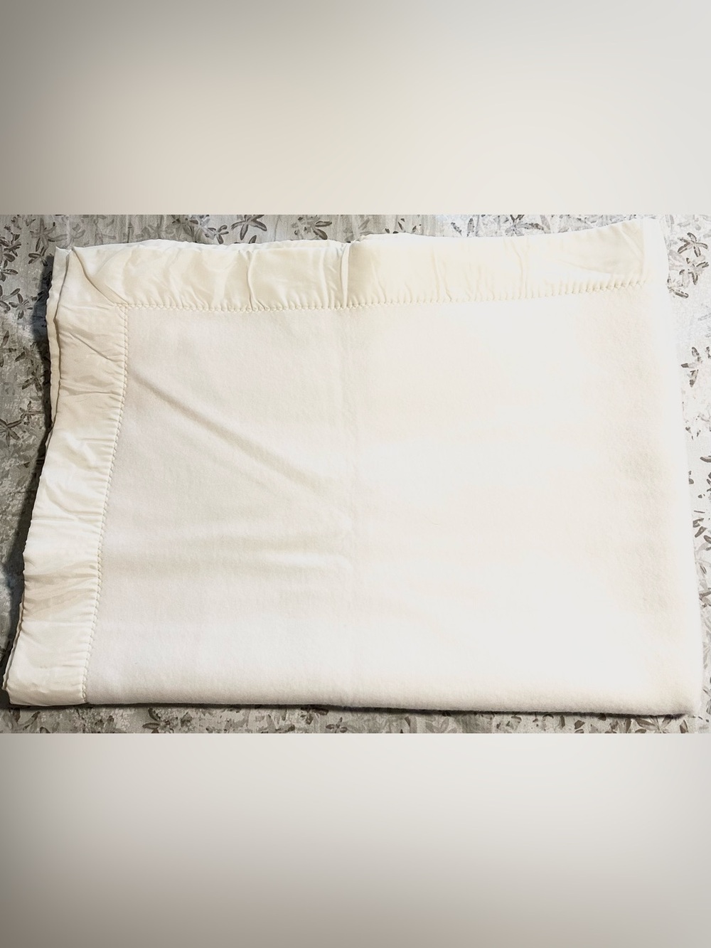 Vintage baby aristocrat Satin Trim Crib Baby Blanket 36”x48”
